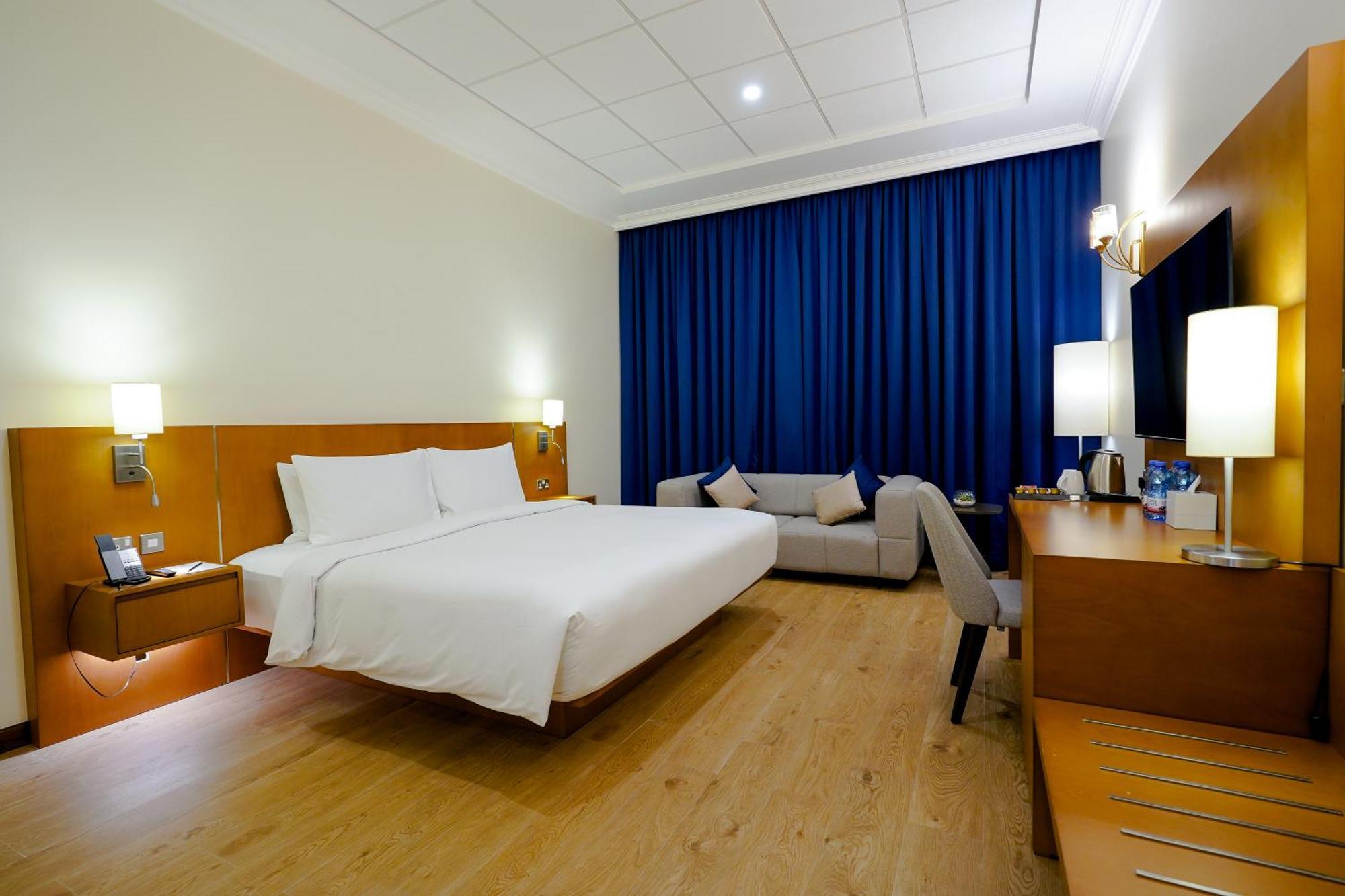 La Maison Hotel Ad Dawhah Esterno foto